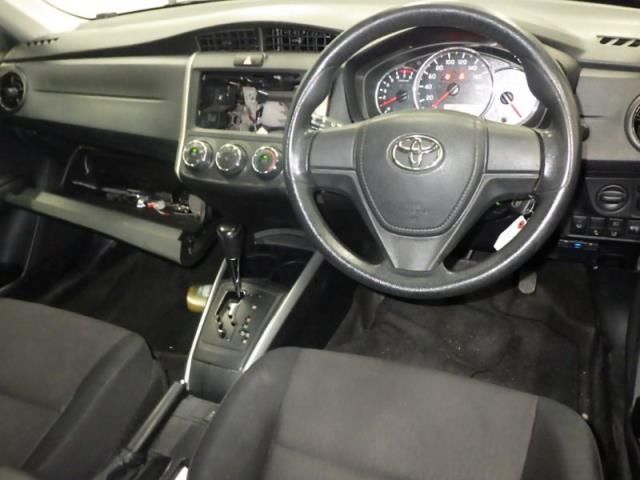 2015 Toyota Corolla Fielder 1.5X auction photo 3
