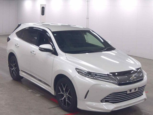 2019 Toyota Harrier Premier Style Noir Japan auction vehicle