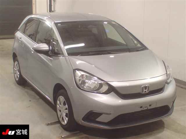 2022 Honda Fit 4WD ベーシック Japan auction vehicle