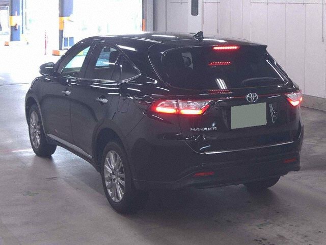 2019 Toyota Harrier progress auction photo 2