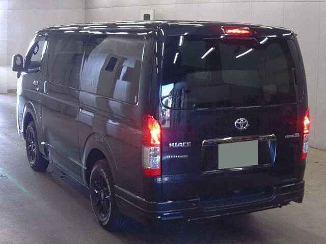 2024 Toyota Hiace Super GL Dark 2 4WD auction photo 2