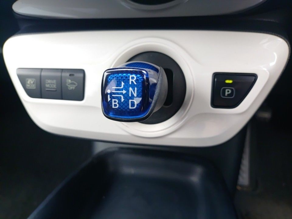 2017 Toyota Prius auction photo 12
