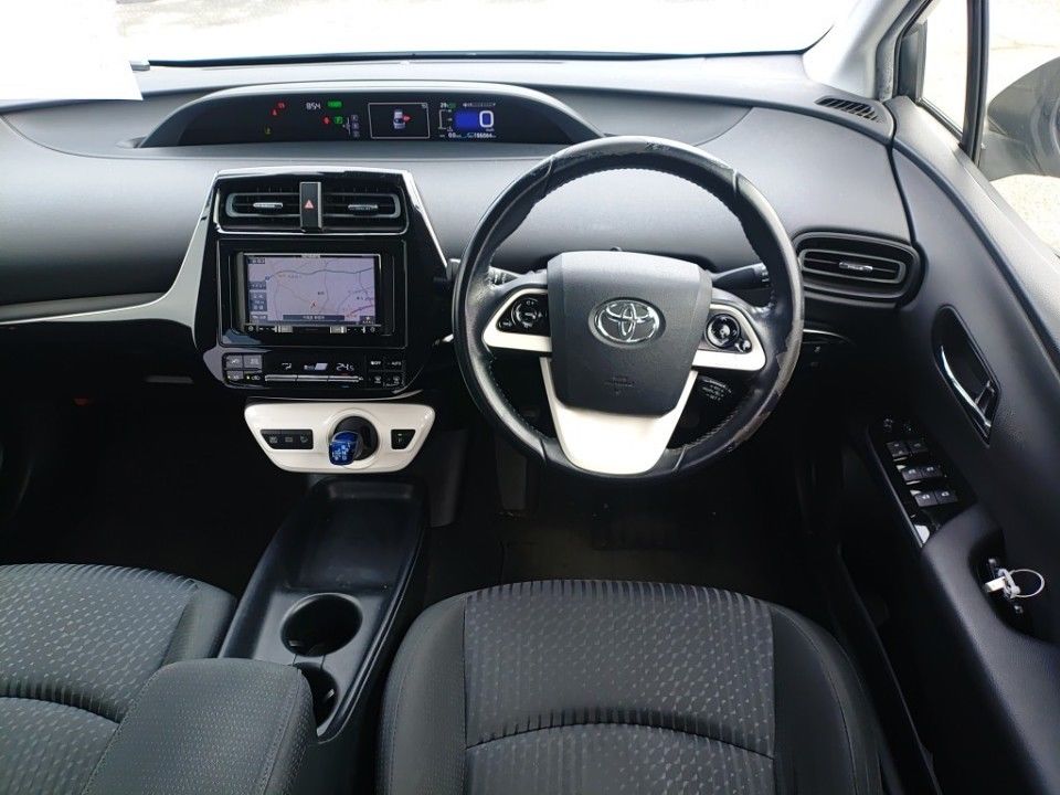 2017 Toyota Prius auction photo 3
