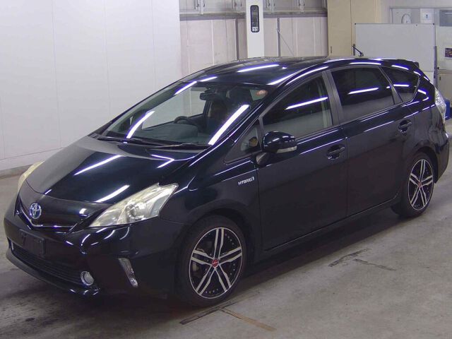2013 Toyota Prius Alpha S Lセレクション auction photo 4