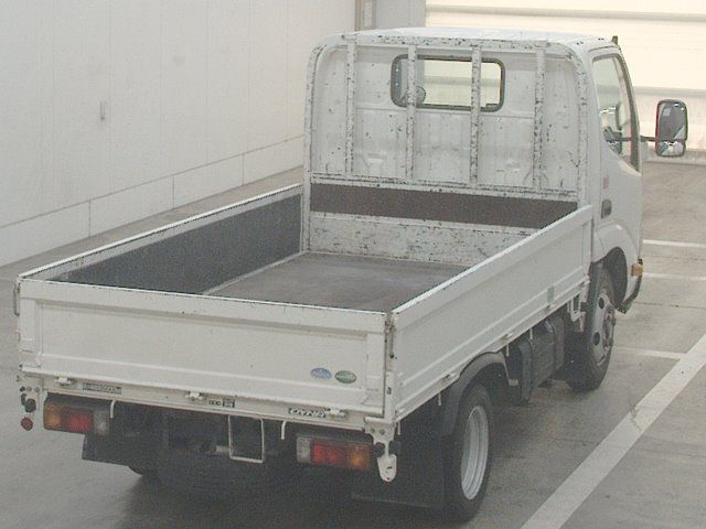 2019 Toyota Dyna Flatbed auction photo 2