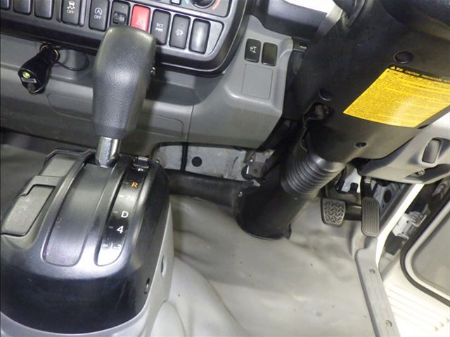 2019 Toyota Dyna Flatbed auction photo 7