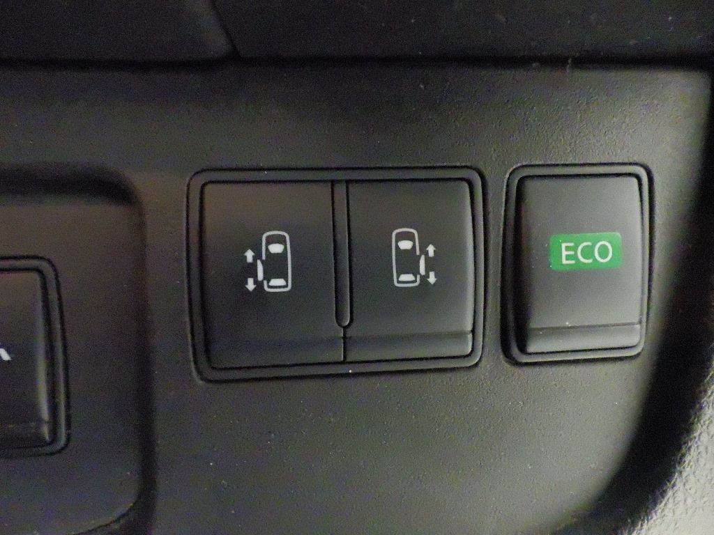 2015 Nissan Serena 4WD 20X Vセレクション+セーフティ auction photo 8