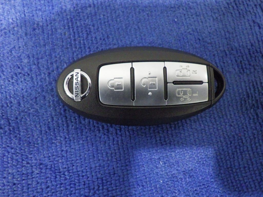 2015 Nissan Serena 4WD 20X Vセレクション+セーフティ auction photo 9