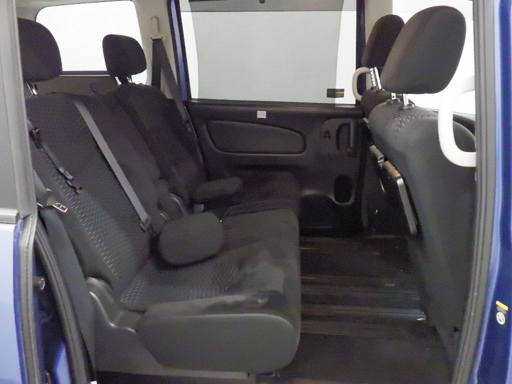 2015 Nissan Serena 4WD 20X Vセレクション+セーフティ auction photo 4