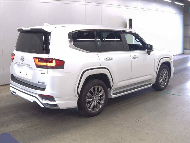 2024 Toyota Land Cruiser ZX 4WD auction photo 5