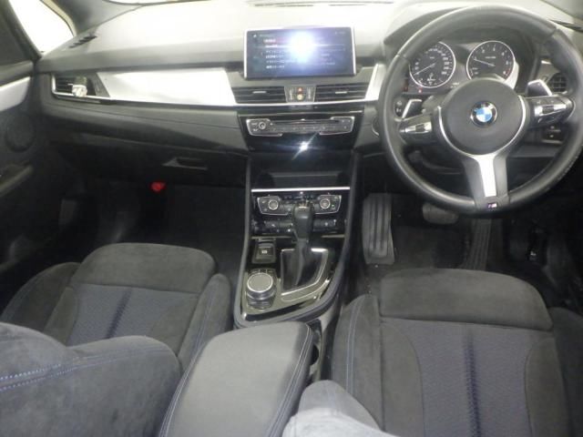 2018 BMW 2 Series 218dグランツアラー Mスポーツ auction photo 3