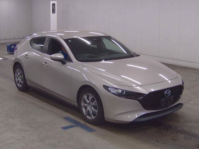 2023 Mazda 3ファストバック 15C Japan auction vehicle