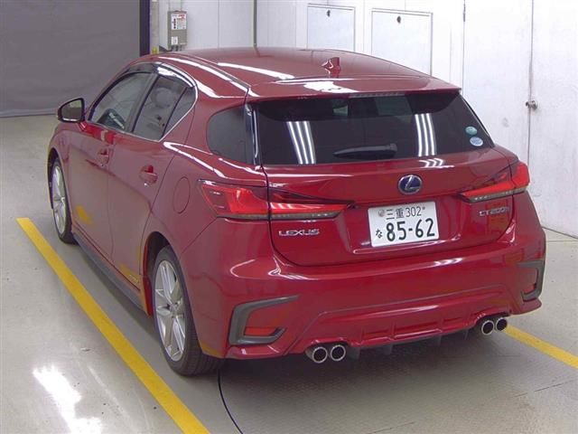 2018 Lexus CT200h バージョンC auction photo 2