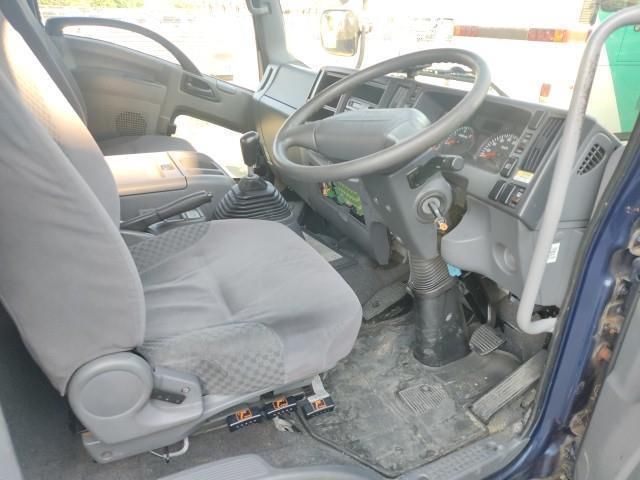 2012 Isuzu Forward chassis auction photo 3