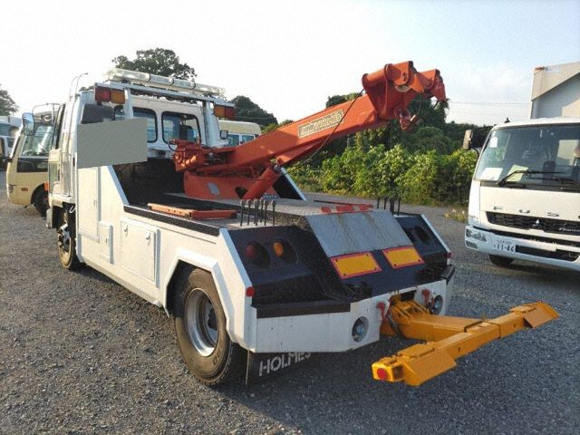 2021 Isuzu Forward Tow truck auction photo 2