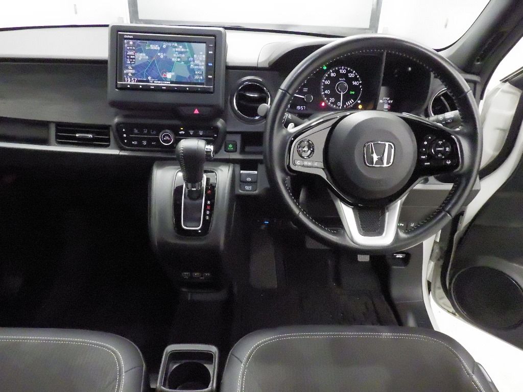 2023 Honda N-ONE Premium Tourer auction photo 3