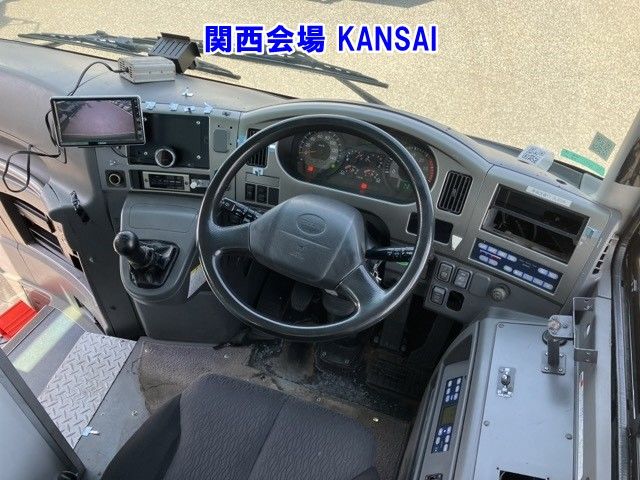 2006 Isuzu バス auction photo 4