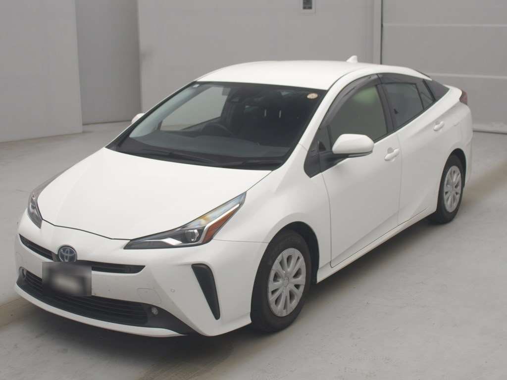 2021 Toyota Prius S 4WD Japan auction vehicle