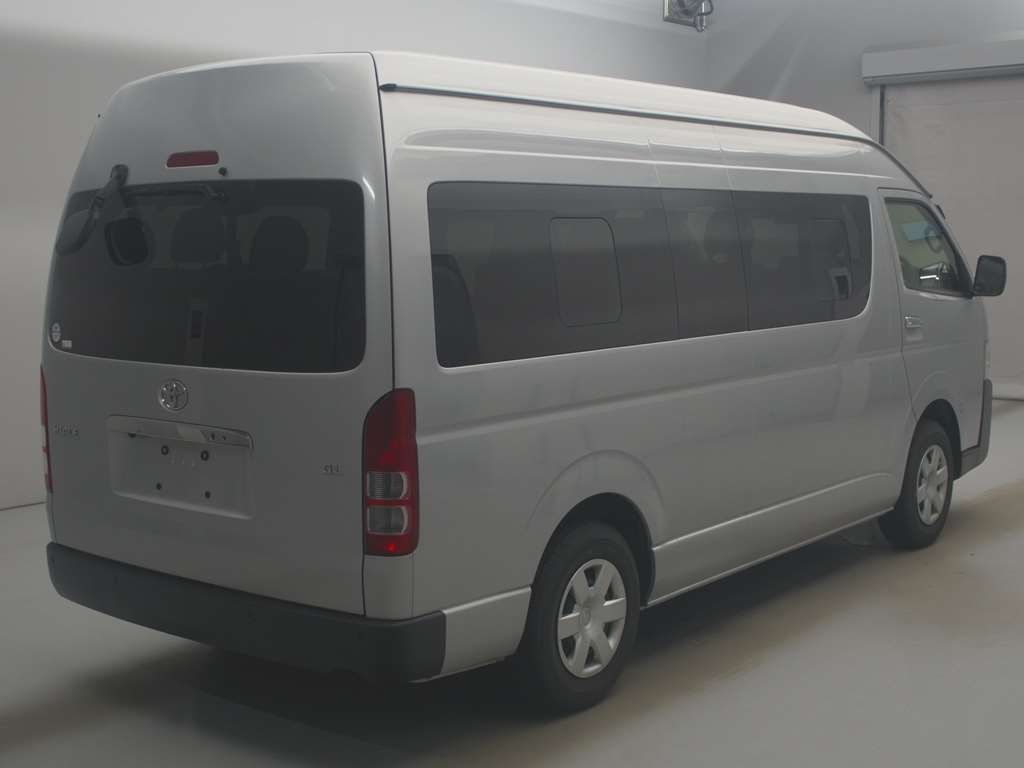 2021 Toyota Hiace Super Long GL 4WD auction photo 2