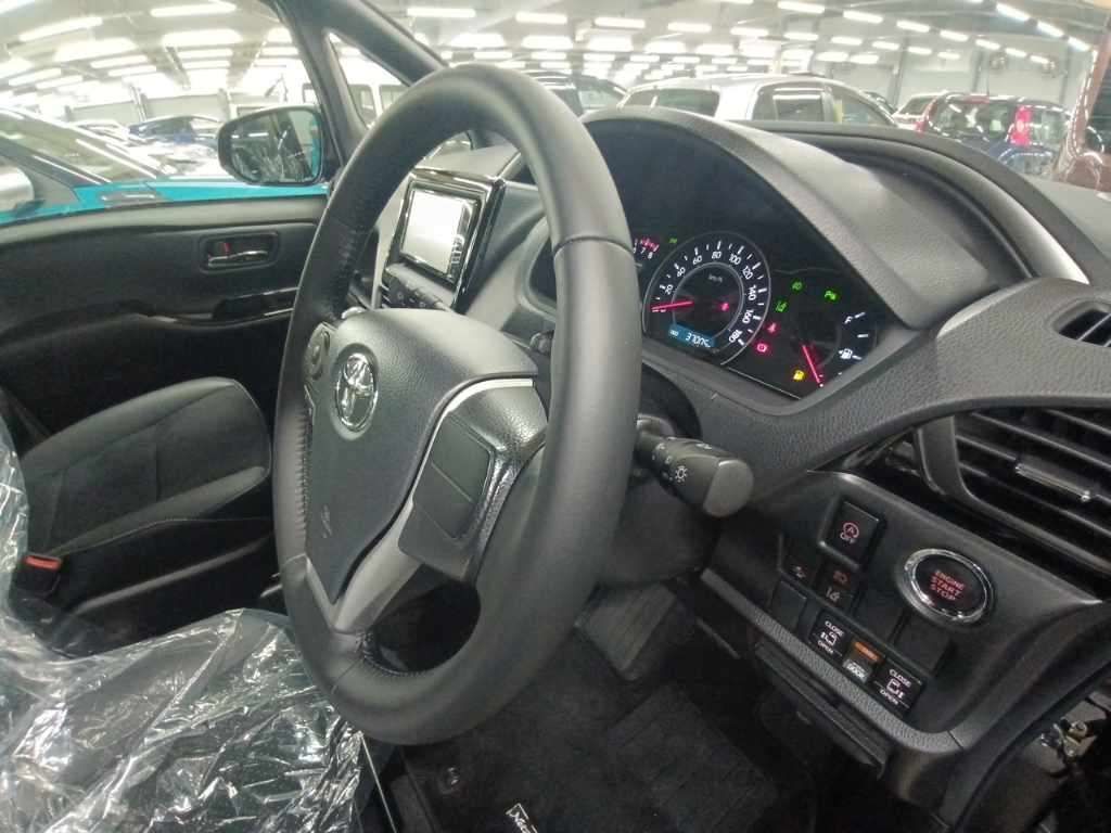 2021 Toyota Voxy ZS キラメキ3 auction photo 9