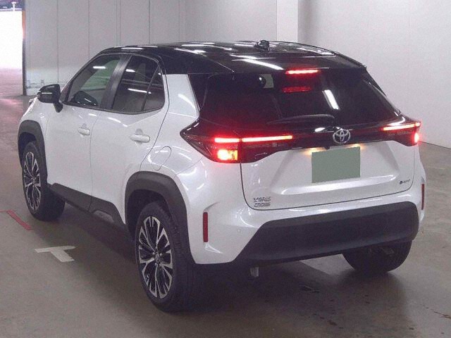 2025 Toyota Yaris Cross ハイブリッドZ auction photo 2
