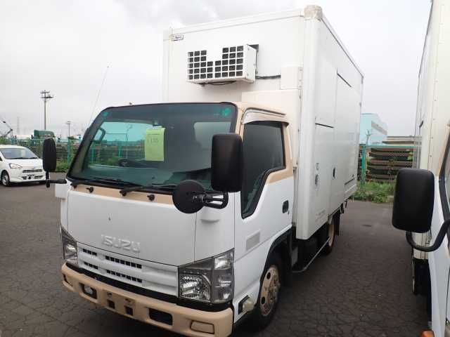 2010 Isuzu Elf 2.0t パネルバン 冷凍機付 4WD Japan auction vehicle