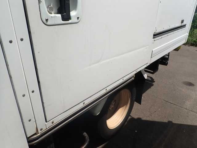2010 Isuzu Elf 2.0t パネルバン 冷凍機付 4WD auction photo 5