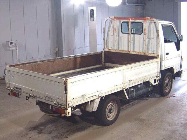 1995 Toyota Hiace auction photo 5
