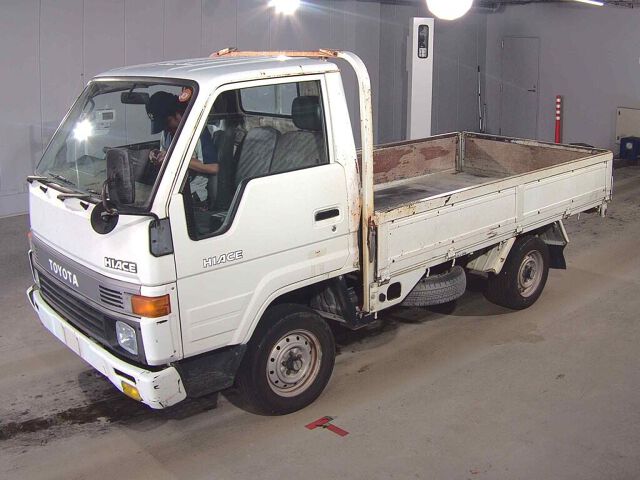 1995 Toyota Hiace auction photo 4