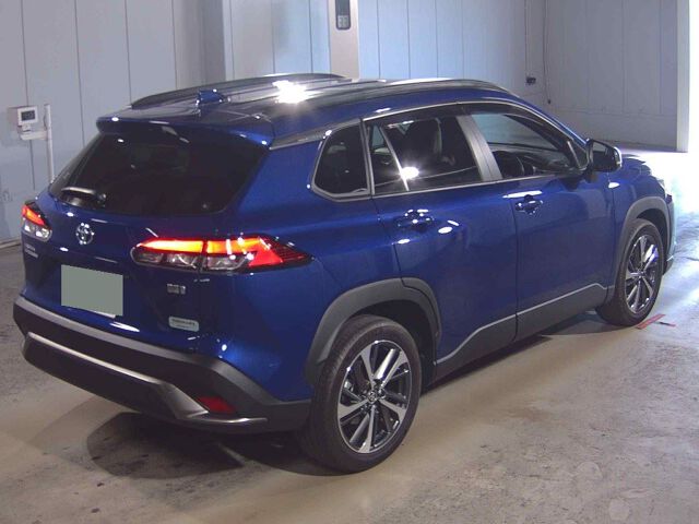 2021 Toyota Corolla Cross ハイブリッドZ auction photo 5