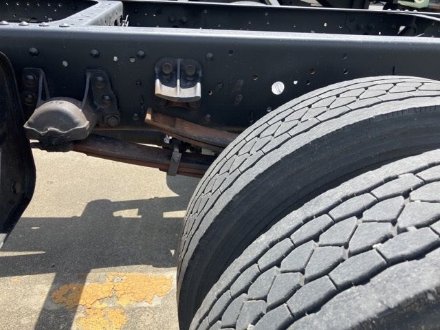 2008 Isuzu Forward chassis auction photo 10