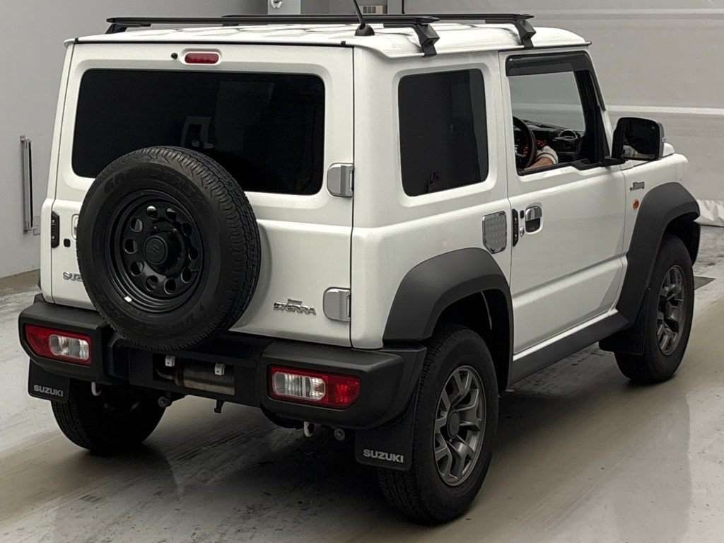 2023 Suzuki Jimny Sierra JC 4WD auction photo 2