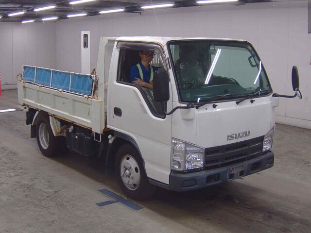 Japan Auction Vehicles 8 2008 Isuzu Elf ダンプ auction photo