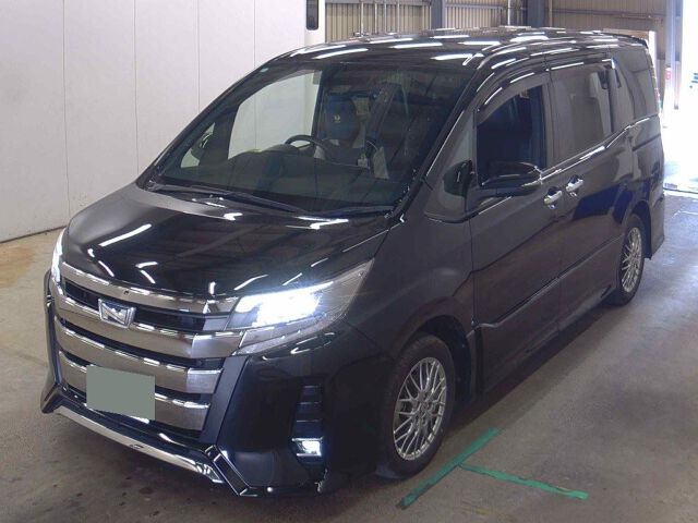 2020 Toyota Noah HV SI WXB2 auction photo 4