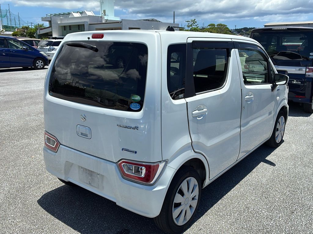 2017 Suzuki Wagon R Hybrid FX auction photo 2