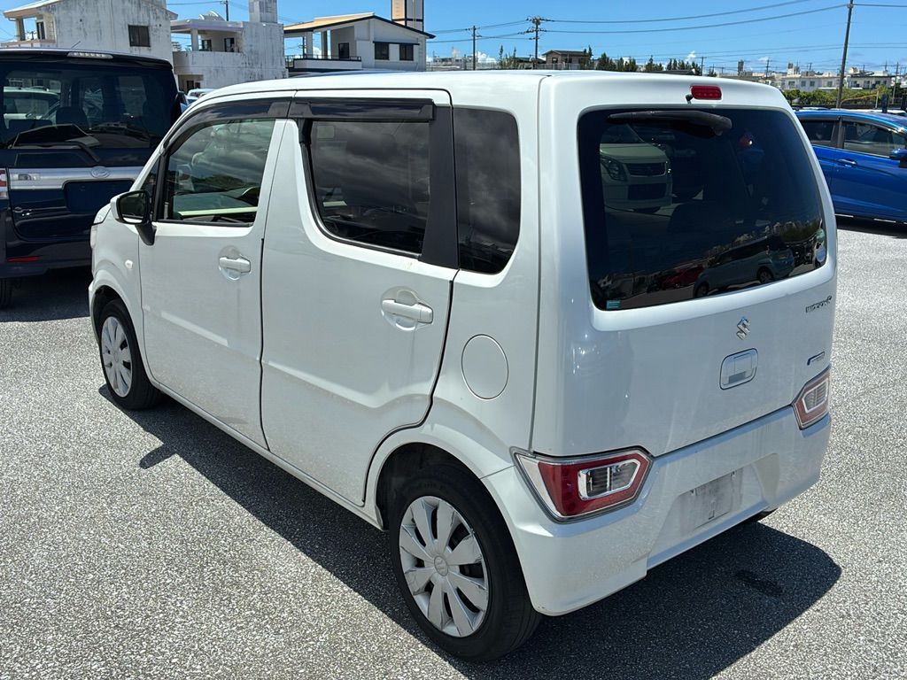 2017 Suzuki Wagon R Hybrid FX auction photo 5