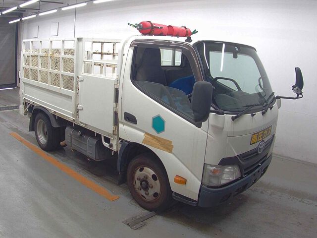 Japan Auction Vehicles 8 2013 Toyota Dyna フルジャストロー auction photo