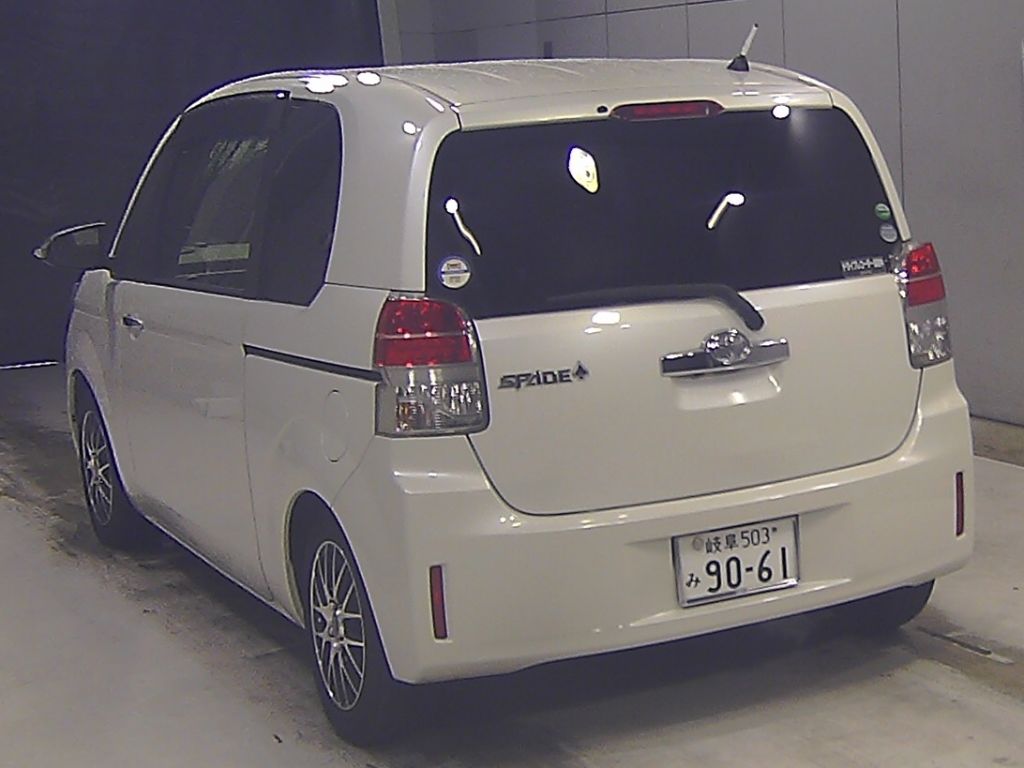 2014 Toyota Spade F Jack auction photo 5
