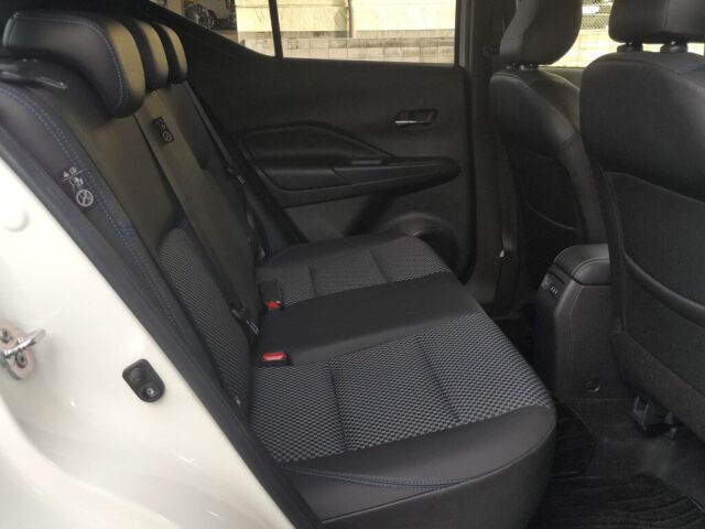 2021 Nissan Kicks X auction photo 6
