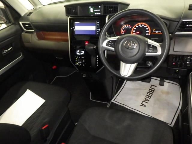 2020 Toyota Tank G Cozy Edition auction photo 3