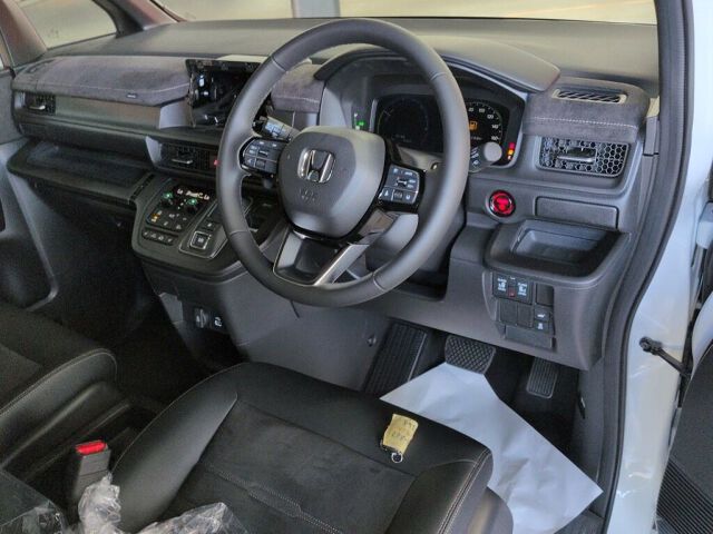 2026 Honda Stepwgn EHEV Spada P Line auction photo 3