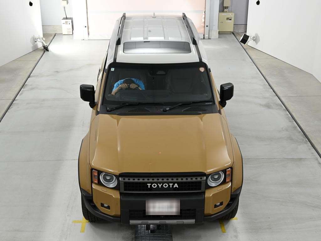 2024 Toyota Land Cruiser 250 ZX First Edition 4WD auction photo 7