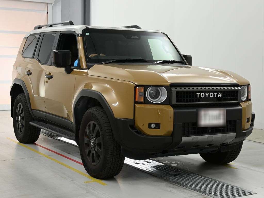 2024 Toyota Land Cruiser 250 ZX First Edition 4WD auction photo 5