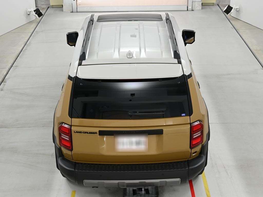 2024 Toyota Land Cruiser 250 ZX First Edition 4WD auction photo 8