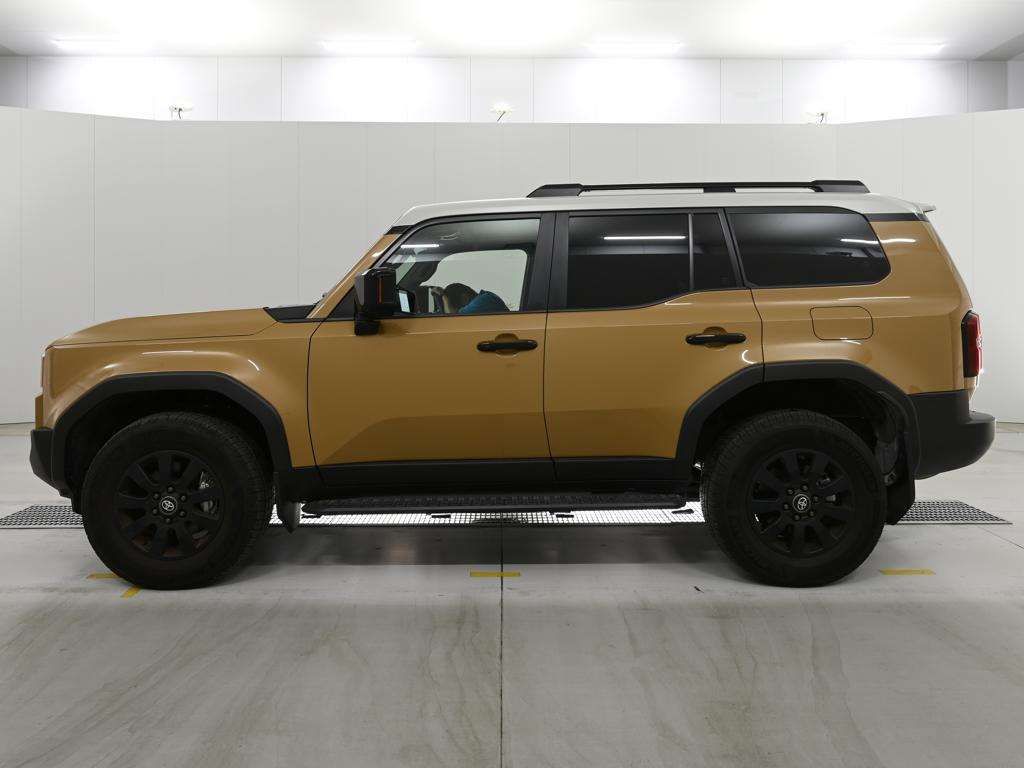 2024 Toyota Land Cruiser 250 ZX First Edition 4WD auction photo 4
