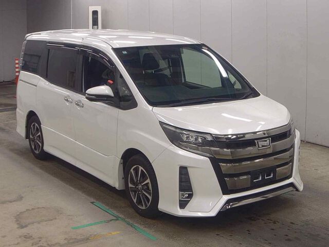 2018 Toyota Noah SI WXB Japan auction vehicle