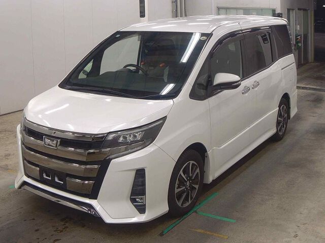 2018 Toyota Noah SI WXB auction photo 4
