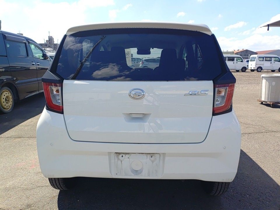 2021 Daihatsu Mira e:S auction photo 5