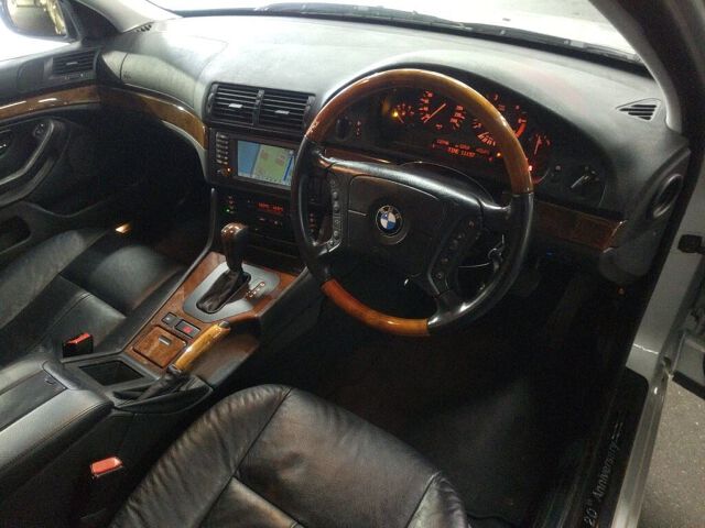 2001 BMW 5 Series 525I auction photo 3