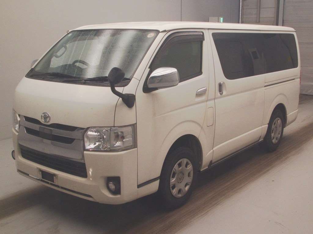 2019 Toyota Hiace Long Super GL 4WD Japan auction vehicle